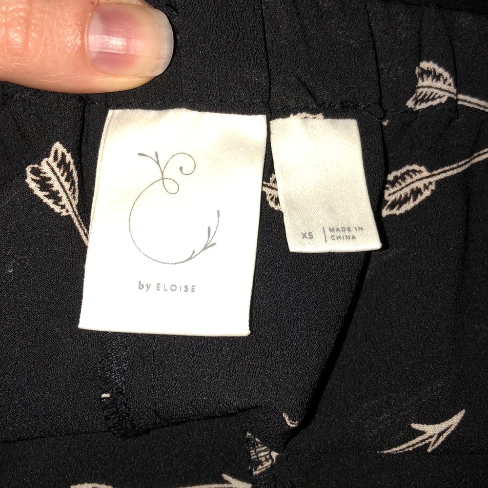 Anthropologie XS Scallop Arrow Shorts Black - Picture 5 of 5